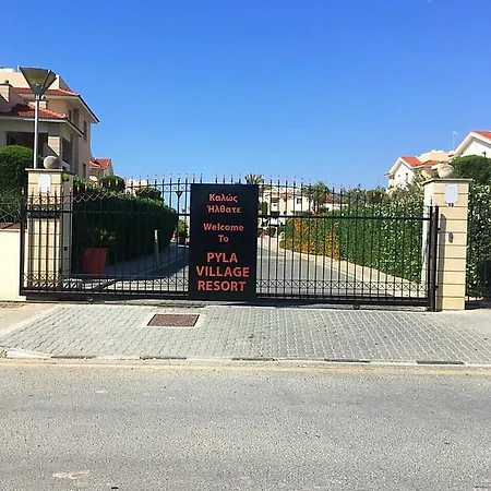 Apartament Village F110 *